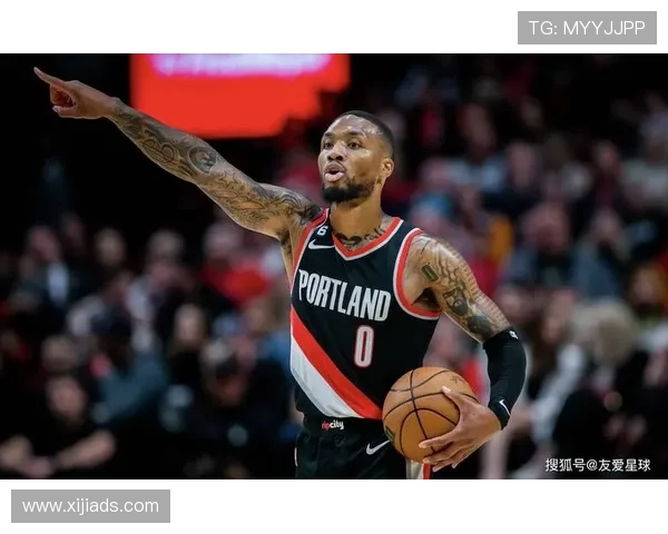 利拉德回归开拓者为球队注入新活力 球迷热议迎来熟悉的传奇时刻 利拉德回归开拓者为球队注入新活力 球迷热议迎来熟悉的传奇时刻