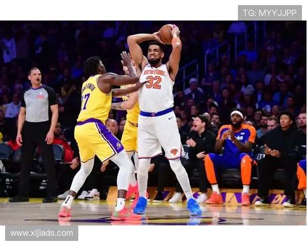 尼克斯双核相继受伤安努诺比腿筋拉伤布伦森脚踝扭伤打击球队前景